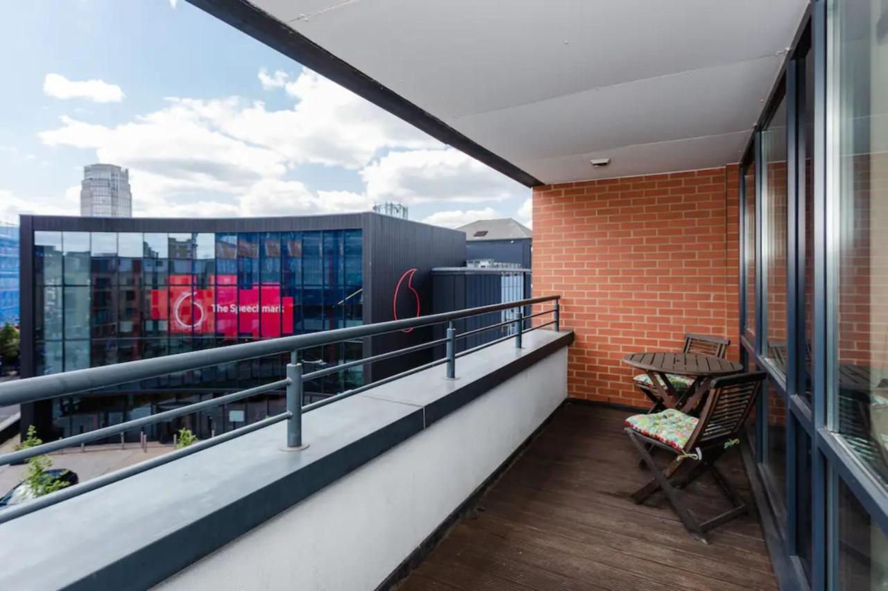 Vivid Apartment In Central London Exterior foto